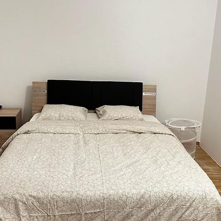 Ferienwohnung Quartier De Plainpalais Genf Exterior foto